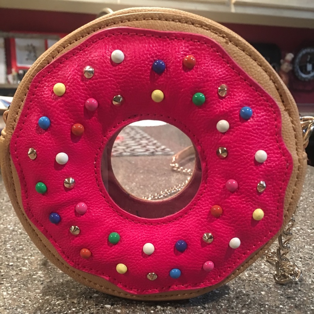 Quirky donut crossbody